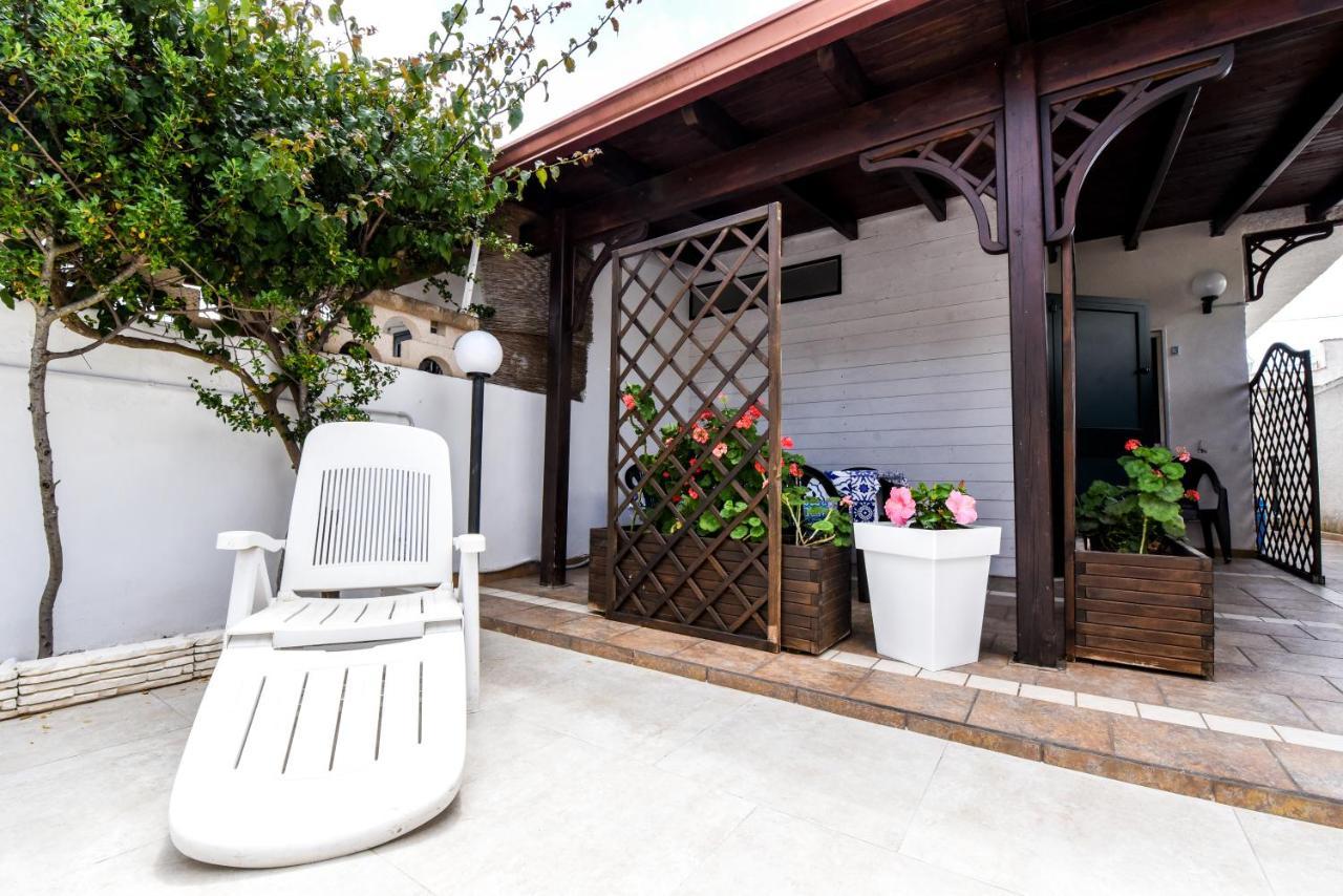 B&B Macchia Mediterranea San Pietro in Bevagna Extérieur photo